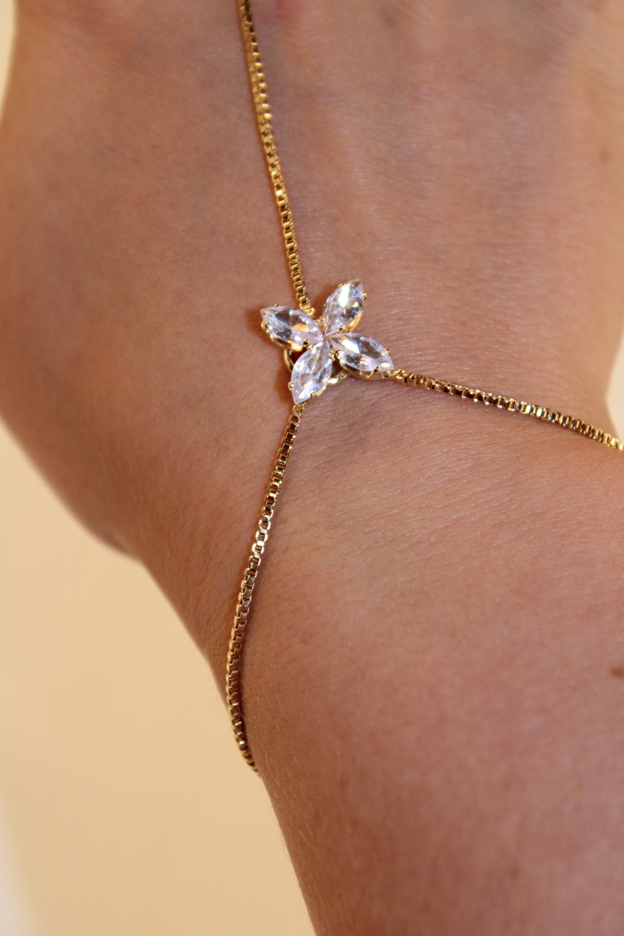 Florentina Four Petal Flower Crystal Hand Chain Bracelet - Gold & Silver