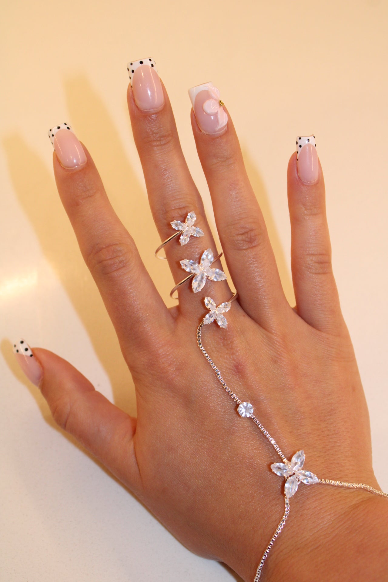 Florentina Four Petal Flower Crystal Hand Chain Bracelet - Gold & Silver