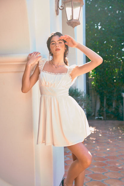 Vintage Era Lace Ruffle Hem Mini Dress - Off White