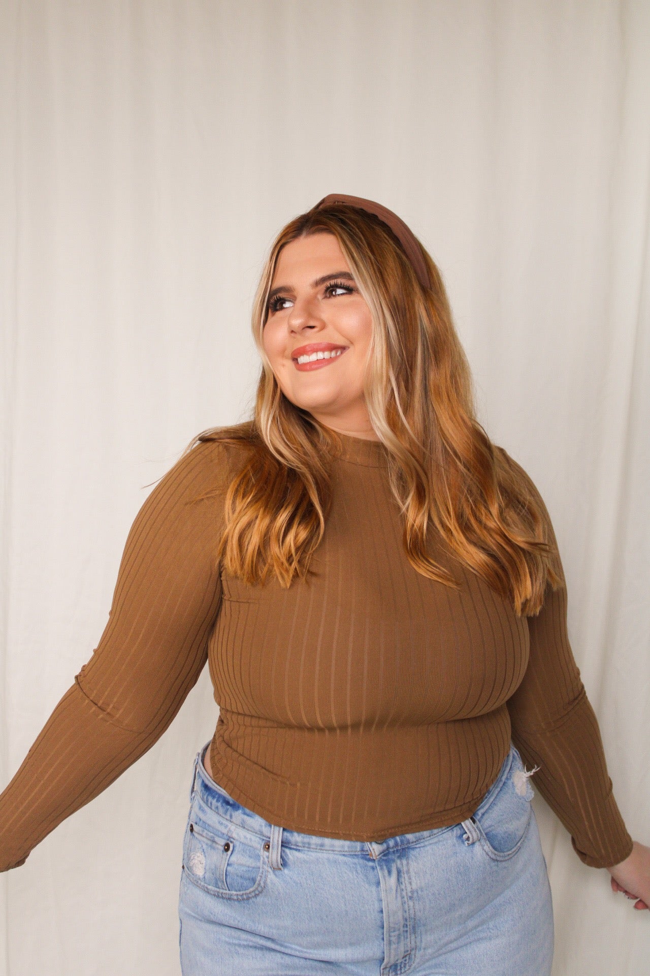 Ava Top & Leggings Ribbed Lounge Set - Light Brown